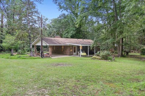 A home in Brookeland