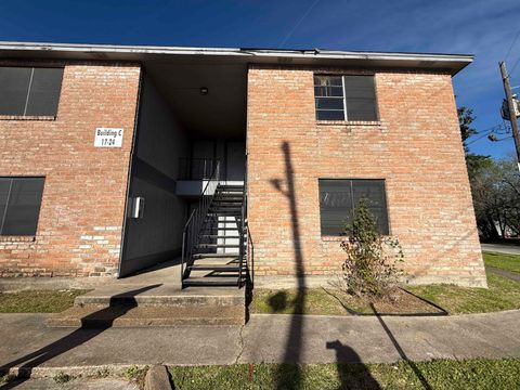 Photo of 4110 Arthur Lane, Beaumont, TX 77706 (MLS # 265957)