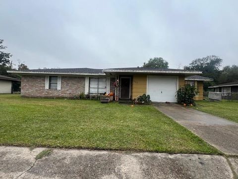 Photo of 507 Camellia, Orange, TX 77630 (MLS # 264604)