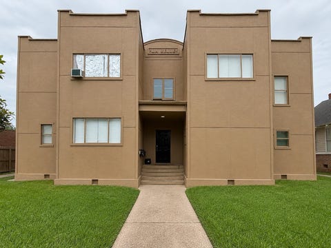 Photo of 1880 Broadway St. Apt 5 #Apt 5, Beaumont, TX 77701 (MLS # 269912)