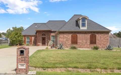 Photo of 195 Stephanie Dr., Orange, TX 77630 (MLS # 270373)