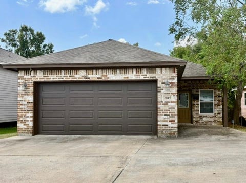 Photo of 2045 Washington Blvd, Beaumont, TX 77704 (MLS # 270466)