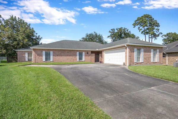 4680 REAGAN ST, BEAUMONT, TX 77706 - Image a61c7fa2d26ecc241a10deffe9d17a67/1444219382