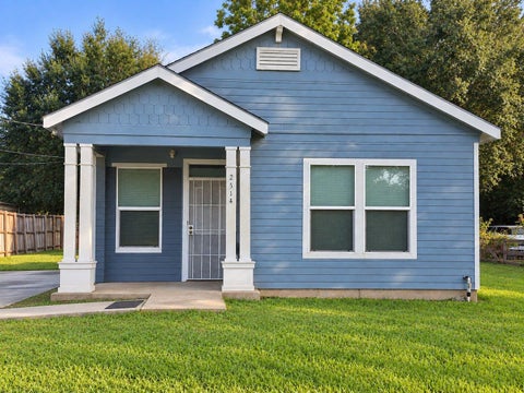 Photo of 2514 62nd Street, Port Arthur, TX 77640 (MLS # 271789)