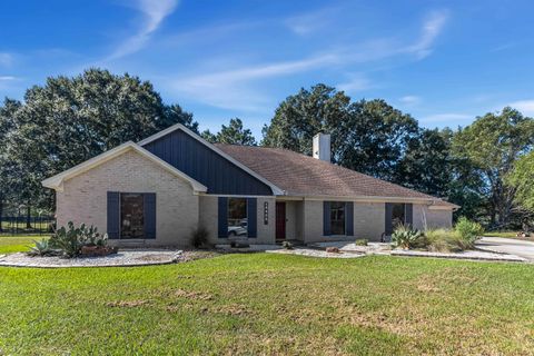 Photo of 4435 Carmel Circle, Beaumont, TX 77707 (MLS # 265467)