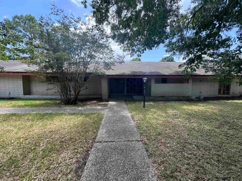 Photo of 4201 Taft Ave, Groves, TX 77619 (MLS # 270153)