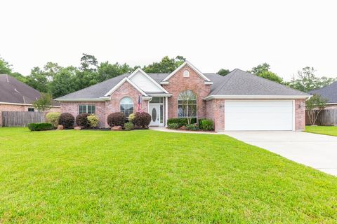 Property photo of 295 Sarah Ln, Lumberton, TX 77657