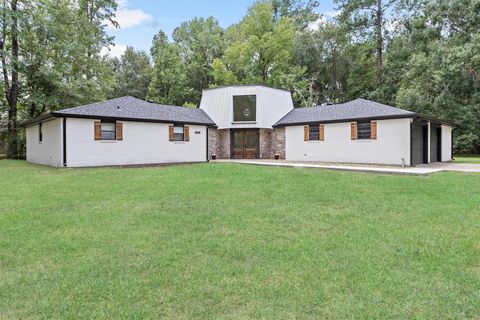 A home in Silsbee