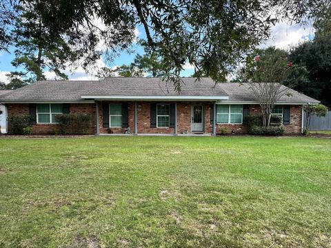 A home in Vidor