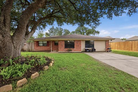Photo of 1199 Bernice, Bridge City, TX 77611 (MLS # 269112)