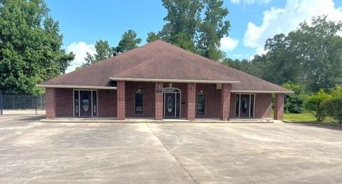 Photo of 809 E Hwy 327, Silsbee, TX 77656 (MLS # 261070)