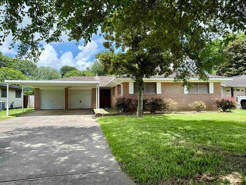 Photo of 3203 Callaway, Nederland, TX 77627 (MLS # 268389)