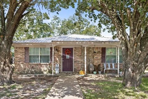 Photo of 1405 S Elizabeth Ave, Kirbyville, TX 75956 (MLS # 270394)