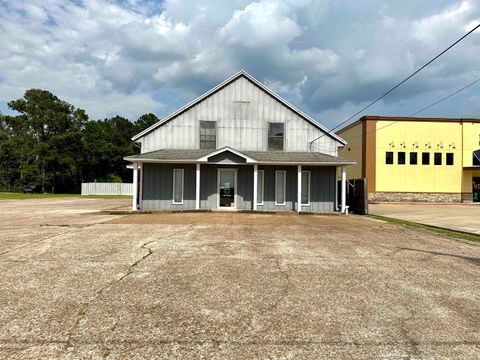 Photo of 1140 N Main, Vidor, TX 77662 (MLS # 258968)