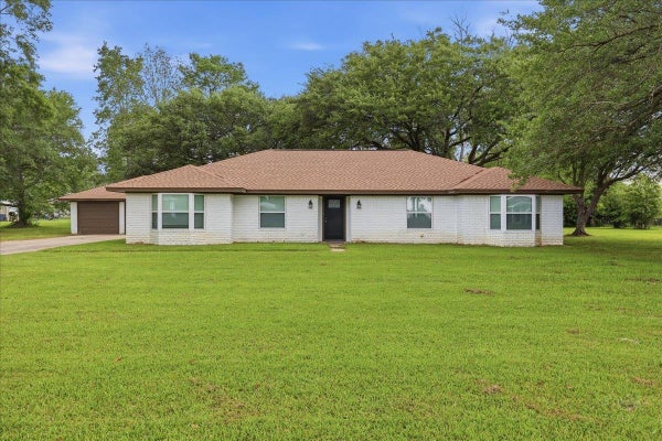 1674 BASSETT ST, ORANGE, TX 77632 - Image ac67bca2145834add3d8bb228ceebbbe/1565171905