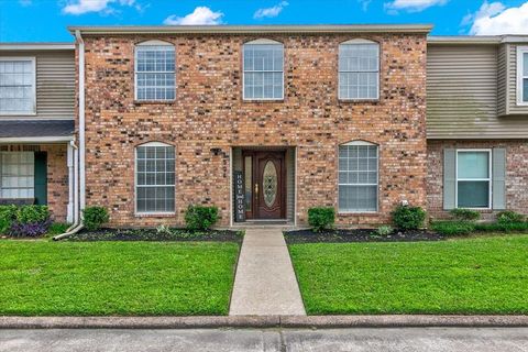 1526 Marshall Woods Dr, Beaumont, TX 77706 - #: 247897