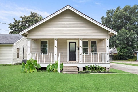 Photo of 4685 Pinetop, Groves, TX 77619 (MLS # 268634)