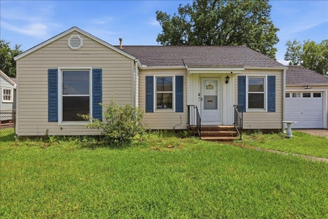 Photo of 2675 Louisiana, Beaumont, TX 77702 (MLS # 270414)