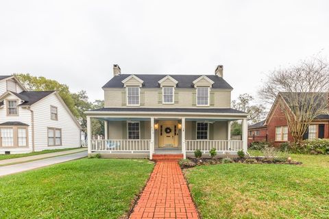 Photo of 606 22nd St., Beaumont, TX 77706 (MLS # 265774)