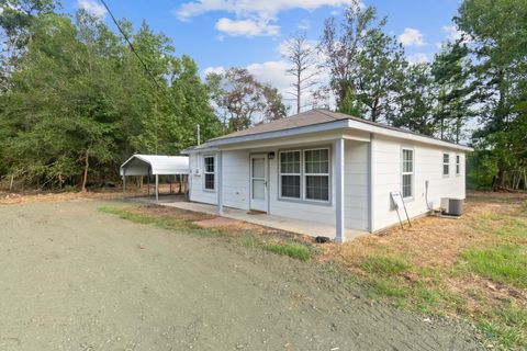 A home in Kirbyville