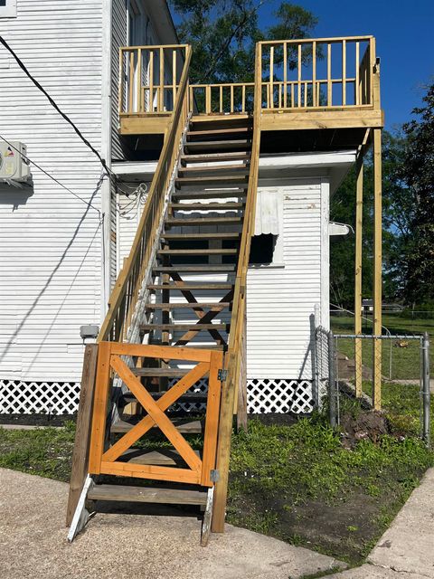 Photo of 305 C W Main St Apartment above home #Apartment above home, Kirbyville, TX 75956 (MLS # 264820)