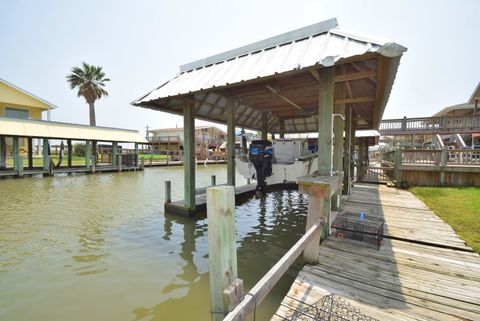 A home in Crystal Beach