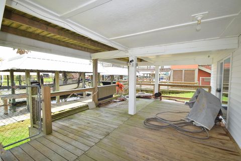 A home in Crystal Beach