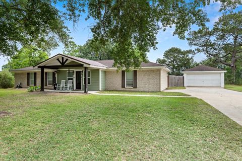 Property photo of 2457 E Norman Circle, Orange, TX 77630