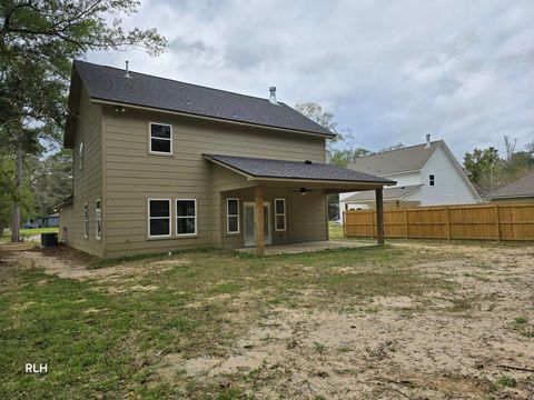 A home in Lumberton