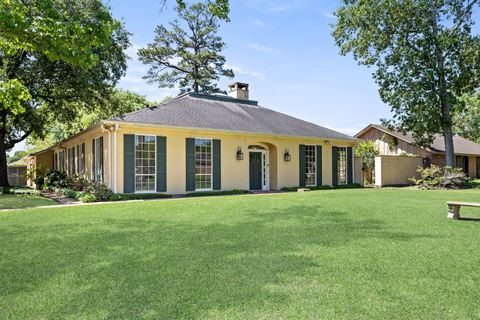 Photo of 2660 Thomas Road, Beaumont, TX 77706 (MLS # 266600)
