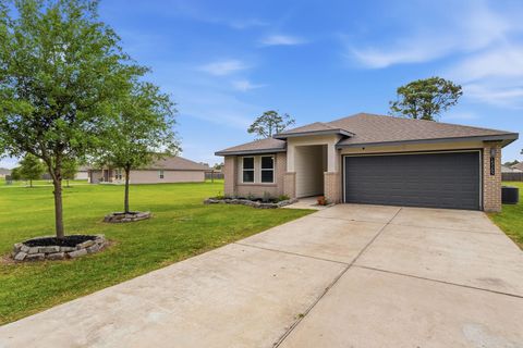 Photo of 15145 Elizabeth Dr, Beaumont, TX 77705 (MLS # 266437)