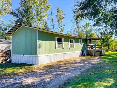 A home in Vidor