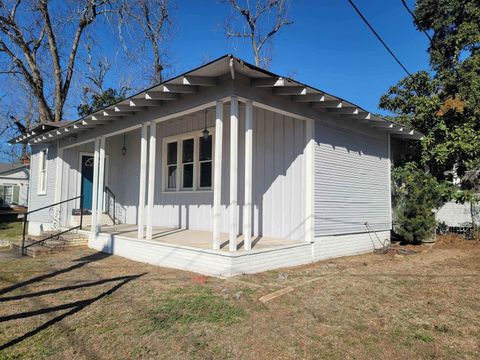Photo of 314 College, Jasper, TX 75951 (MLS # 264482)