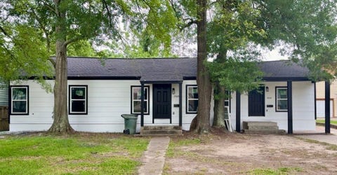 Photo of 2565 Pecos, Beaumont, TX 77702 (MLS # 270441)