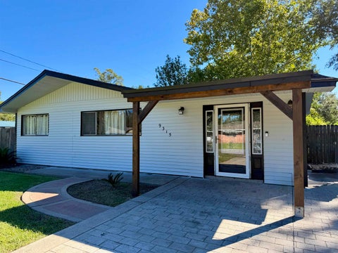Photo of 9315 Broun St, Beaumont, TX 77707 (MLS # 271821)