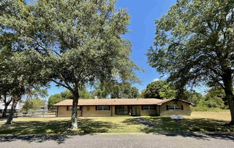 Single Family Residence in Bridge City TX 160 Laxon St.jpg