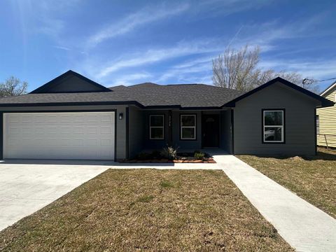 Property photo of 3720 Usan, Beaumont, TX 77705
