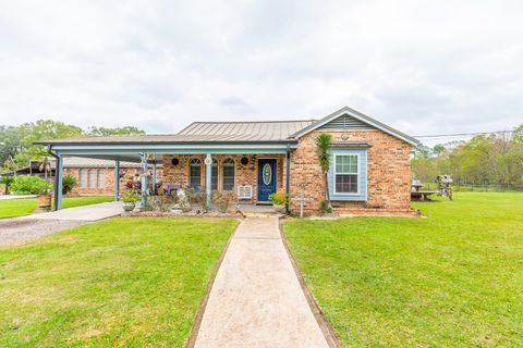 A home in Vidor