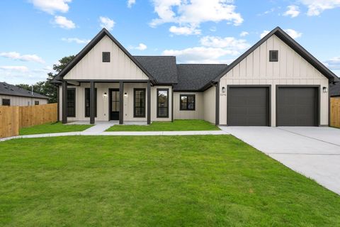 Photo of 5270 Highlander, Orange, TX 77630 (MLS # 263465)