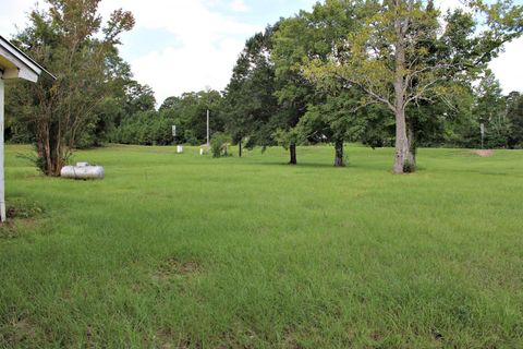 Photo of 150 Fm 1414, Newton, TX 75966 (MLS # 264625)