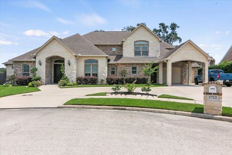 A home in Port Neches