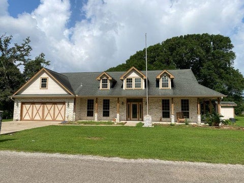 Photo of 18040 Magnolia Dr, Beaumont, TX 77705 (MLS # 268512)