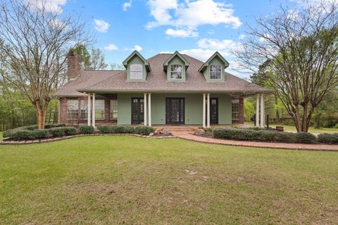 Photo of 1801 Cub Trail, Orange, TX 77632 (MLS # 265818)