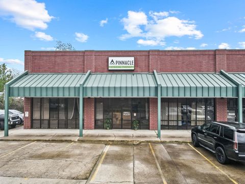 Photo of 4031 Eastex Freeway, Beaumont, TX 77706 (MLS # 257893)