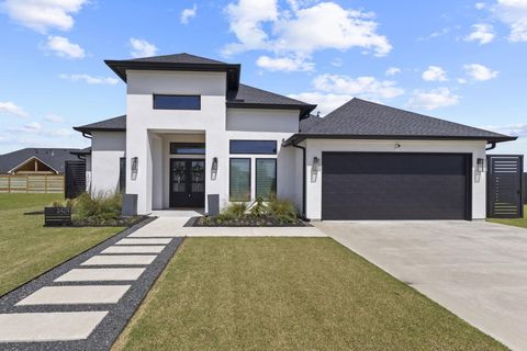 Photo of 1424 Augustine, Port Neches, TX 77651 (MLS # 266030)