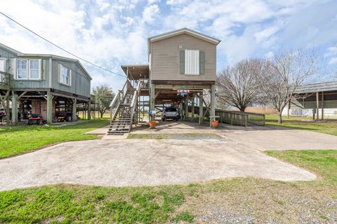 Photo of 5117 S 15th Avenue, Sabine Pass, TX 77640 (MLS # 265797)