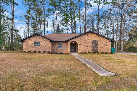 Photo of 1902 W Luther Dr, Orange, TX 77632 (MLS # 264858)