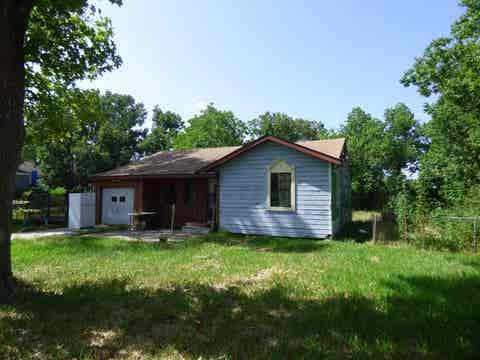 Photo of 145 Pine St, Bridge City, TX 77611 (MLS # 270147)