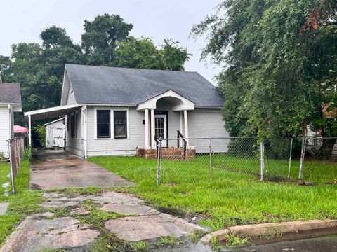 Property photo of 2354 Angelina St., Beaumont, TX 77702