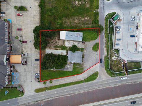 Photo of 590 Wilson, Vidor, TX 77662 (MLS # 267723)